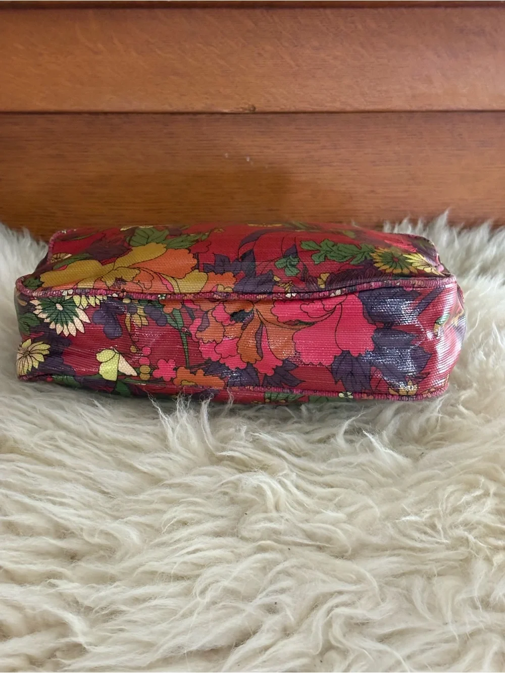 Sakroots Artists Circle Red Floral Zip Cosmetic Bag